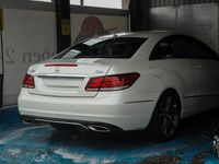 Gebraucht Mercedes E220 170 PS (125 kW) 2014 Weiß Coupé