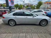 Gebraucht BMW 745 333 PS (244 kW) 2002 Silber Limousine