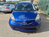 Gebraucht Toyota Aygo 68 PS (50 kW) 2007 Blue mica Kleinwagen