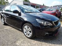 Gebraucht Peugeot 308 Active 131 PS (96 kW) 2018 Schwarz Kleinwagen