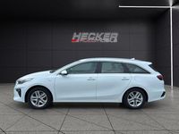 Gebraucht Kia Ceed Vision 136 PS (100 kW) 2020 (wd) cararraweiss Kleinwagen