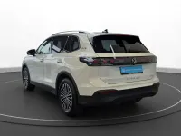 Gebraucht VW Tiguan Goal 150 PS (110 kW) 2025 Pure white SUV