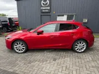 Gebraucht Mazda 3 Inclusive 120 PS (88 kW) 2018 Rot Limousine