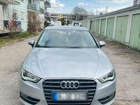Gebraucht Audi A3 Comfort 110 PS (80 kW) 2015 Grau Limousine