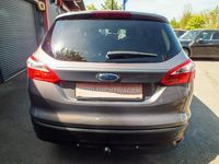 Usata Ford Focus 116 CV (85 kW) 2011 Grigio Station wagon