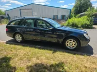 Gebraucht Mercedes E220 150 PS (110 kW) 2004 Schwarz Kombi