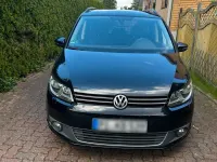 Gebraucht VW Touran 105 PS (77 kW) 2012 Schwarz Van / Kleinbus