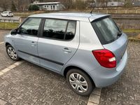 gebraucht Skoda Fabia 2 FACELIFT 1,2 TSI mit 86 PS Climatronic