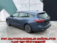 Gebraucht Ford Focus Titanium 125 PS (91 kW) 2022 Blau Kombi