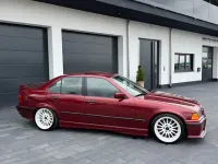 Gebraucht BMW 325 Basis 192 PS (141 kW) 1991 Rot Limousine