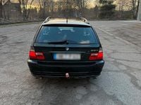 Gebraucht BMW 318 116 PS (85 kW) 2004 Grün Kombi