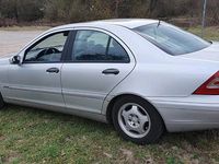 Gebraucht Mercedes C220 143 PS (105 kW) 2002 Silber Limousine