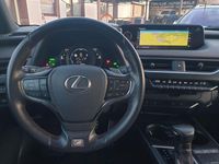 Gebraucht Lexus UX 250h Sport Line 184 PS (135 kW) 2021 Weiß SUV