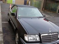 Gebraucht Mercedes E220 150 PS (110 kW) 1995 Schwarz Cabrio
