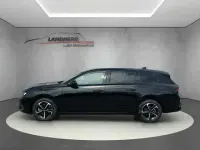 Używany Opel Astra 131 KM (96 kW) 2025 Czarny Hatchback