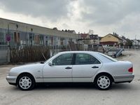 gebraucht Mercedes E200 E 200Lim. Automatik Rostfrei Erstbesitz TÜV Neu!