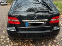 Gebraucht Mercedes B180 120 PS (88 kW) 2009 Schwarz Van / Kleinbus