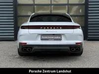 Gebraucht Porsche Panamera 470 PS (345 kW) 2024 Eisgraumetallic Kleinwagen