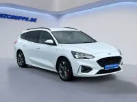 Gebraucht Ford Focus ST-Line 155 PS (114 kW) 2022 Frostweiß (uni) Kombi