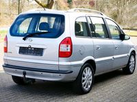 Gebraucht Opel Zafira 147 PS (108 kW) 2004 Silber Van / Kleinbus