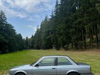 Gebraucht BMW 325 122 PS (89 kW) 1986 Blau Coupé