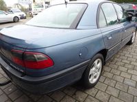 Gebraucht Opel Omega 136 PS (100 kW) 1999 Blau Limousine