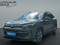 Neu VW Tiguan 150 PS (110 kW) 2026 Grün SUV