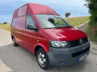 Gebraucht VW Transporter 102 PS (75 kW) 2010 Rot Van