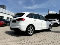 Gebraucht Mercedes B220 190 PS (139 kW) 2022 Weiß Kleinwagen