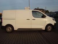 Gebraucht Toyota Proace 116 PS (85 kW) 2017 Weiß Van / Kleinbus