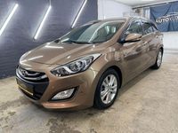 Gebraucht Hyundai i30 Style 135 PS (99 kW) 2014 Braun Kombi