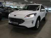 Gebraucht Ford Kuga Titanium 224 PS (164 kW) 2022 Weiß SUV