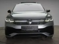 Gebraucht VW Tiguan Allspace R-line 245 PS (180 kW) 2023 Pyrite silver SUV