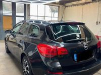 Gebraucht Opel Astra Sport 120 PS (88 kW) 2011 Schwarz Kombi