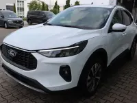Gebraucht Ford Kuga Titanium 242 PS (177 kW) 2025 Frozen white SUV