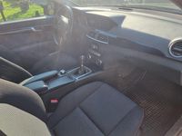 Gebraucht Mercedes C200 136 PS (100 kW) 2011 Schwarz Kombi