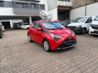 Gebraucht Toyota Aygo X-play 72 PS (52 kW) 2021 Rot Kleinwagen