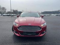 Gebraucht Ford Mondeo Titanium 160 PS (117 kW) 2015 Rot Limousine