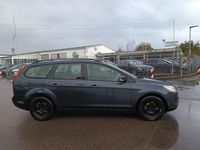 Gebraucht Ford Focus Style 101 PS (74 kW) 2010 Blau Kombi