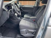 Gebraucht VW Touran 150 PS (110 kW) 2025 Silber Van / Kleinbus