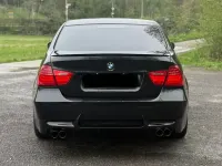 Gebraucht BMW 318 Sport Line 143 PS (105 kW) 2011 Schwarz Limousine