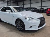 Gebraucht Lexus IS300h 181 PS (133 kW) 2014 Weiß Limousine