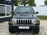 Gebraucht Jeep Cherokee Limited 163 PS (119 kW) 2006 Schwarz SUV