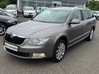 Gebraucht Skoda Superb Elegance 170 PS (125 kW) 2011 Grau Kombi