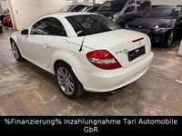 Gebraucht Mercedes SLK280 231 PS (169 kW) 2006 Calcitweiss / zirrusweiss Cabrio