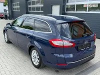 Gebraucht Ford Mondeo 140 PS (102 kW) 2014 Blau Kombi