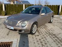 Gebraucht Mercedes E200 163 PS (119 kW) 2003 Gold Limousine
