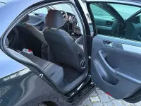 Gebraucht VW Jetta Match 105 PS (77 kW) 2013 Schwarz Limousine