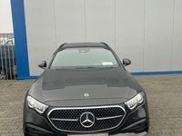 Gebraucht Mercedes E200 AMG line 204 PS (150 kW) 2024 Grau Limousine