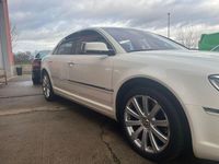 Gebraucht VW Phaeton 239 PS (175 kW) 2010 Campanellaweiß Limousine